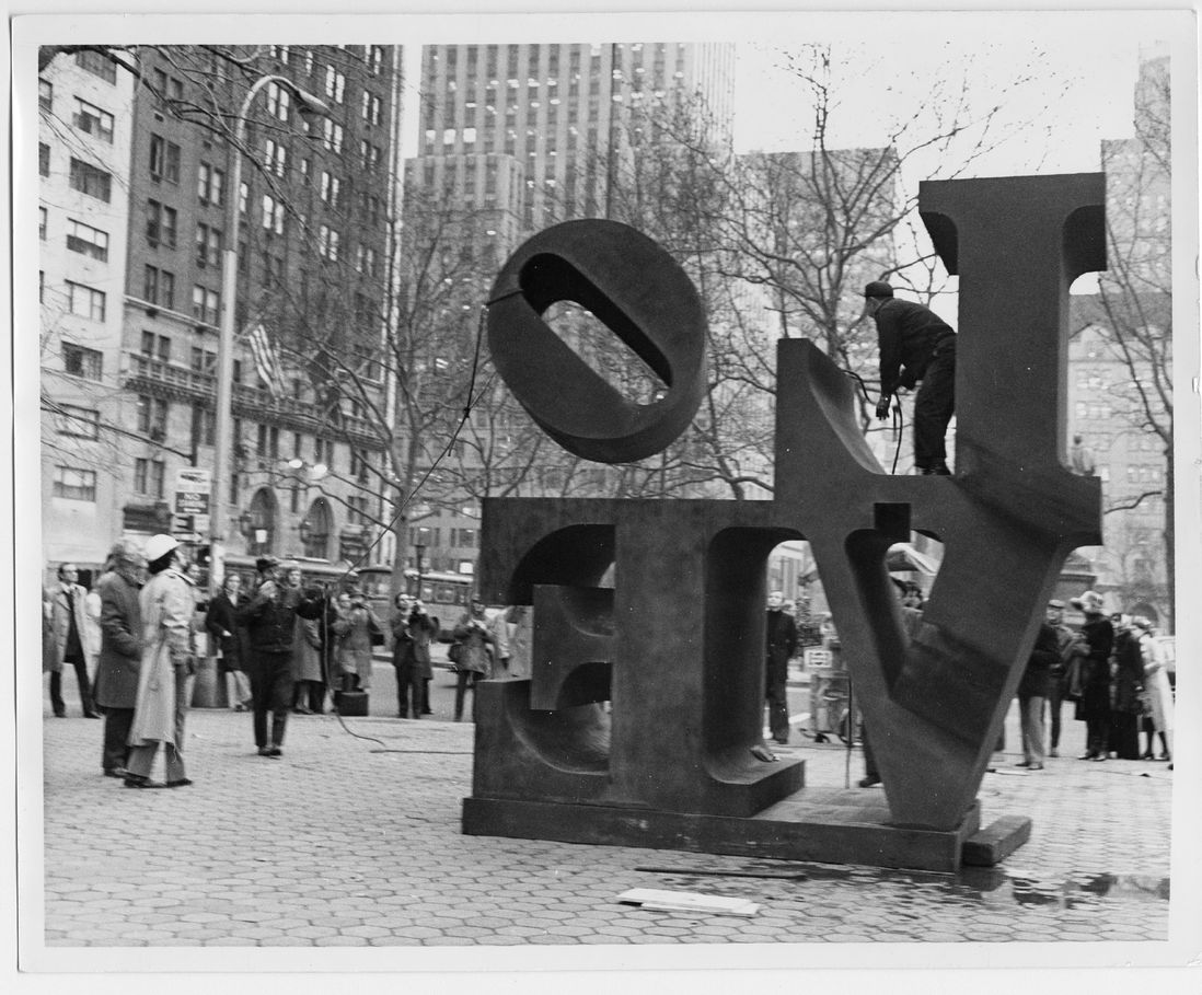 Robert Indiana, Love, 1971, Doris D. Freedman Plaza, Central Park, Manhattan, NYC Park. Now part of the Indianapolis Museum of Art’s permanent collection, Robert Indiana installed his famous sculpture at the entrance of Central Park in 1971. Though there are now over 40 versions of this sculpture on view around the world, this was the original.<br/>